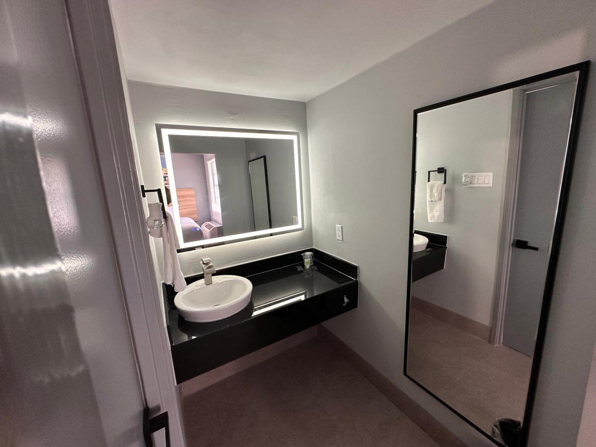 Scottish Inns & Suites Texas City Ngoại thất bức ảnh